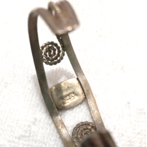 Mexico Silver Braclet W/Mother of Pearl. - Picture 3 of 5